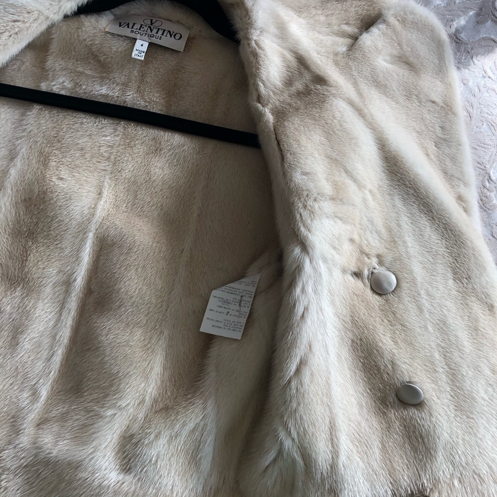 Jacket - Picture 5 of 7